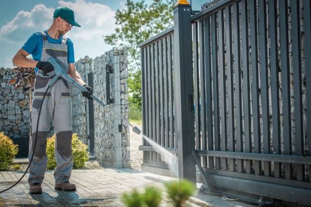 Best Pool Deck Cleaning  in Champion Heights, OH